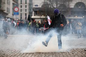 Farmers Protest Ahead Of EU Summit - Brussels