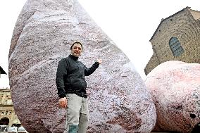 Giant Rocks Arrive in Piazza Maggiore - Bologna