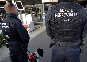 SNCF Illustration de la Police Ferroviaire a la Gare de Lyon