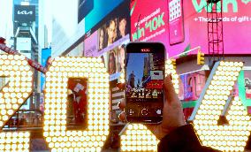 2026 Numeral Arrival in Times Square _NYC
