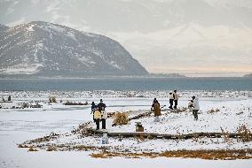 Winter Scenery At Sayram Lake - Xinjiang