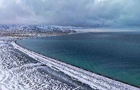 Winter Scenery At Sayram Lake - Xinjiang