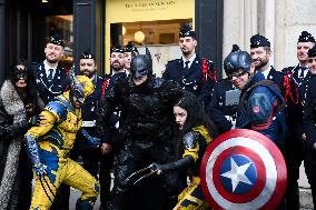 Motorcycle Police Distribute Gifts To Orphans - Paris