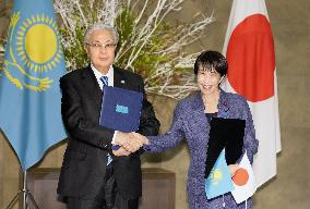 Japan, Kazakhstan agree to strengthen partnership