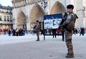 Security Measures At Notre Dame de Paris - Paris