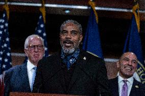 US House Democrats Press Conference on the Proposed American Affordability Bill