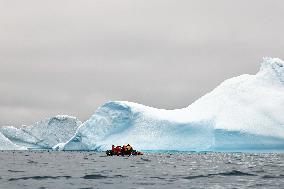 World's Giant Glaciers Could Disappear By 2050 - Antarctica