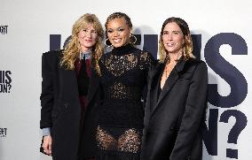 Is This Thing On Premiere - LA