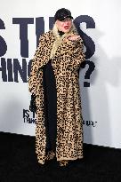 Is This Thing On Premiere - LA