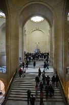 Illustrations - Louvre Museum - Paris