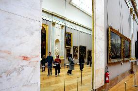 Illustrations - Louvre Museum - Paris