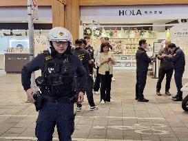 Man attacks bystanders in Taipei
