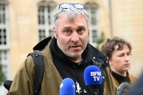 Confederation Paysanne General Secretary at the Hotel Matignon - Paris