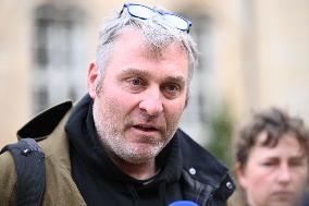 Confederation Paysanne General Secretary at the Hotel Matignon - Paris