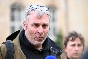 Confederation Paysanne General Secretary at the Hotel Matignon - Paris