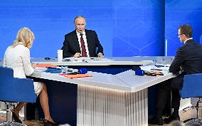 Putin's Annual Year End Press Conference - Moscow