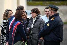 French Minister of Agriculture Visits A Farm - Yvelines