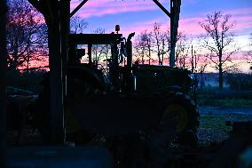 French Minister of Agriculture Visits A Farm - Yvelines