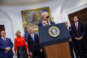 President Trump delivers remarks on lowering the prices of drugs and