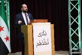 Syrian Government Officials Honor Families of Victims