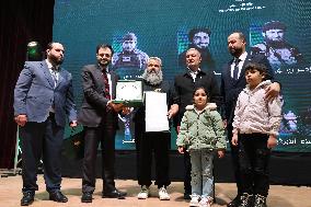 Syrian Government Officials Honor Families of Victims