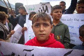 Vigil Organized By Displaced Palestinians - Jabalia