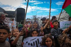 Vigil Organized By Displaced Palestinians - Jabalia