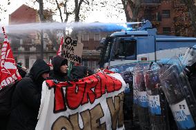 Clashes During The Protest Against The Askatasuna Eviction - Turin