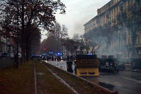 Clashes During The Protest Against The Askatasuna Eviction - Turin