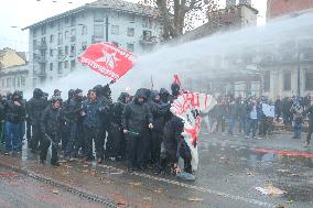 Clashes During The Protest Against The Askatasuna Eviction - Turin