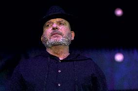 Two Voices and One History” Tour - Madrid