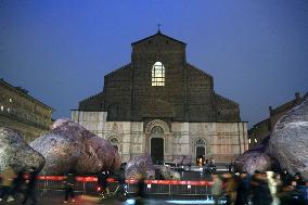 Christmas Installations and Art Experiences In Bologna - Italy
