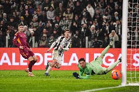 Serie A - Juventus v Roma