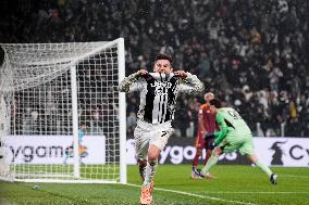 Serie A - Juventus v Roma