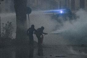 Protest Aska Non Si Chiude In Torino - Italy