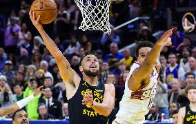 NBA - Warriors vs Suns - San Fransisco