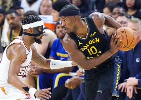 NBA - Warriors vs Suns - San Fransisco