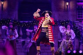 Premiere of Gi-Ga Gantische Christmas Show - Rotterdam