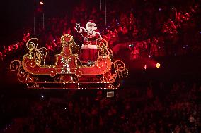 Premiere of Gi-Ga Gantische Christmas Show - Rotterdam