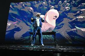 DJ Bens Performs at the Defense Arena - Paris