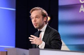 Charles Alloncle On Dimanche En Politique - Paris