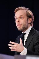 Charles Alloncle On Dimanche En Politique - Paris