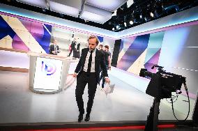 Charles Alloncle On Dimanche En Politique - Paris