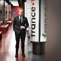 Charles Alloncle On Dimanche En Politique - Paris