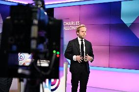 Charles Alloncle On Dimanche En Politique - Paris