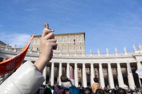 Baby Jesus Figurines During The Angelus Prayer - Vatican