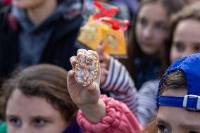 Baby Jesus Figurines During The Angelus Prayer - Vatican