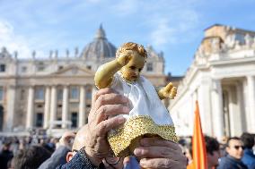 Baby Jesus Figurines During The Angelus Prayer - Vatican
