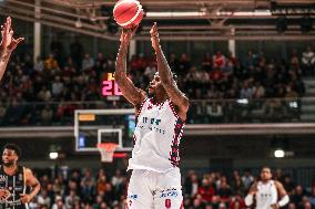 BASKET - Serie A - Una Hotels Reggio Emilia vs Dolomiti Energia Trentino