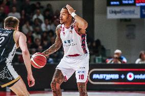 BASKET - Serie A - Una Hotels Reggio Emilia vs Dolomiti Energia Trentino